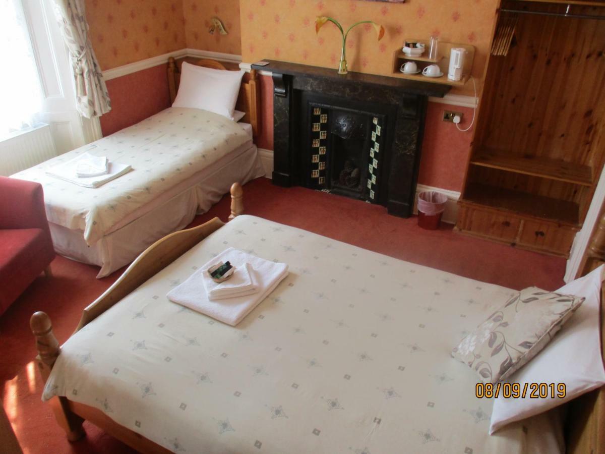 Ashwood Grange Bed & Breakfast Torquay Dış mekan fotoğraf